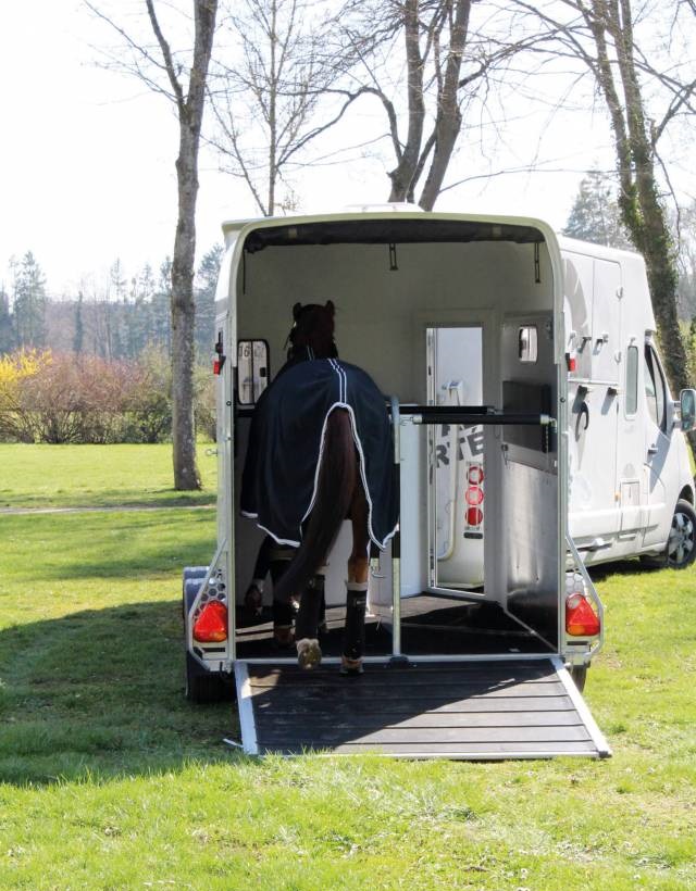 Van Cheval Liberté Gold 3