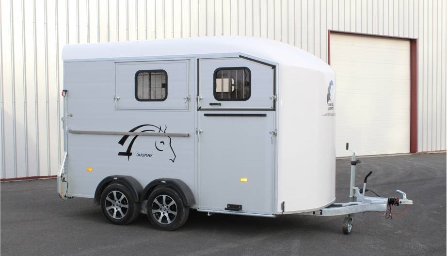 DUOMAX CHEVAL LIBERTE 2