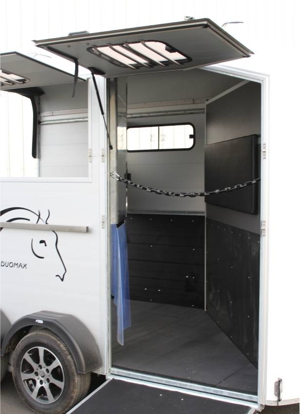 DUOMAX CHEVAL LIBERTE 2