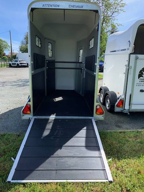 Gold touring one
