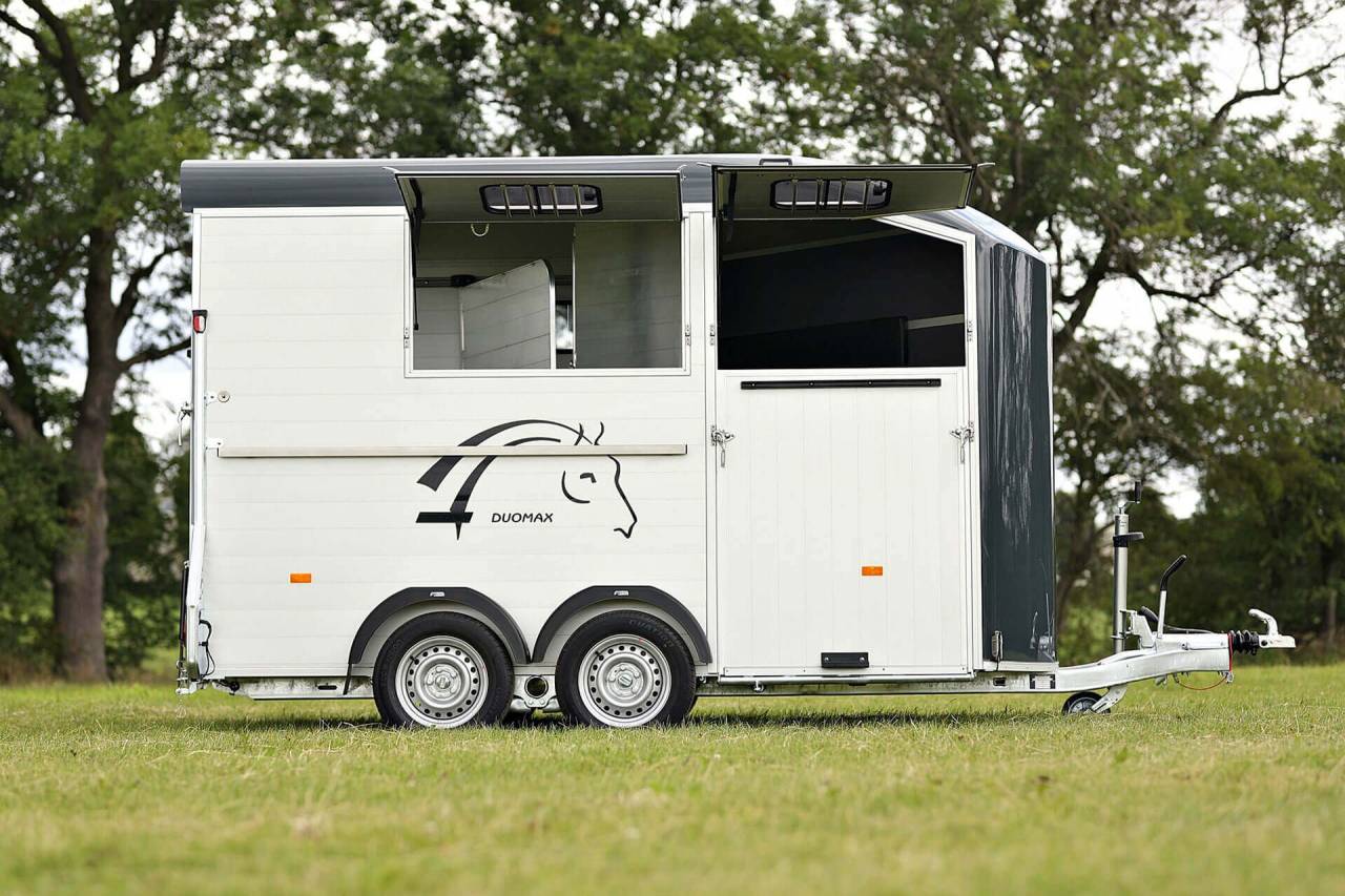 CHEVAL LIBERTE – DUOMAX DIAGONAL
