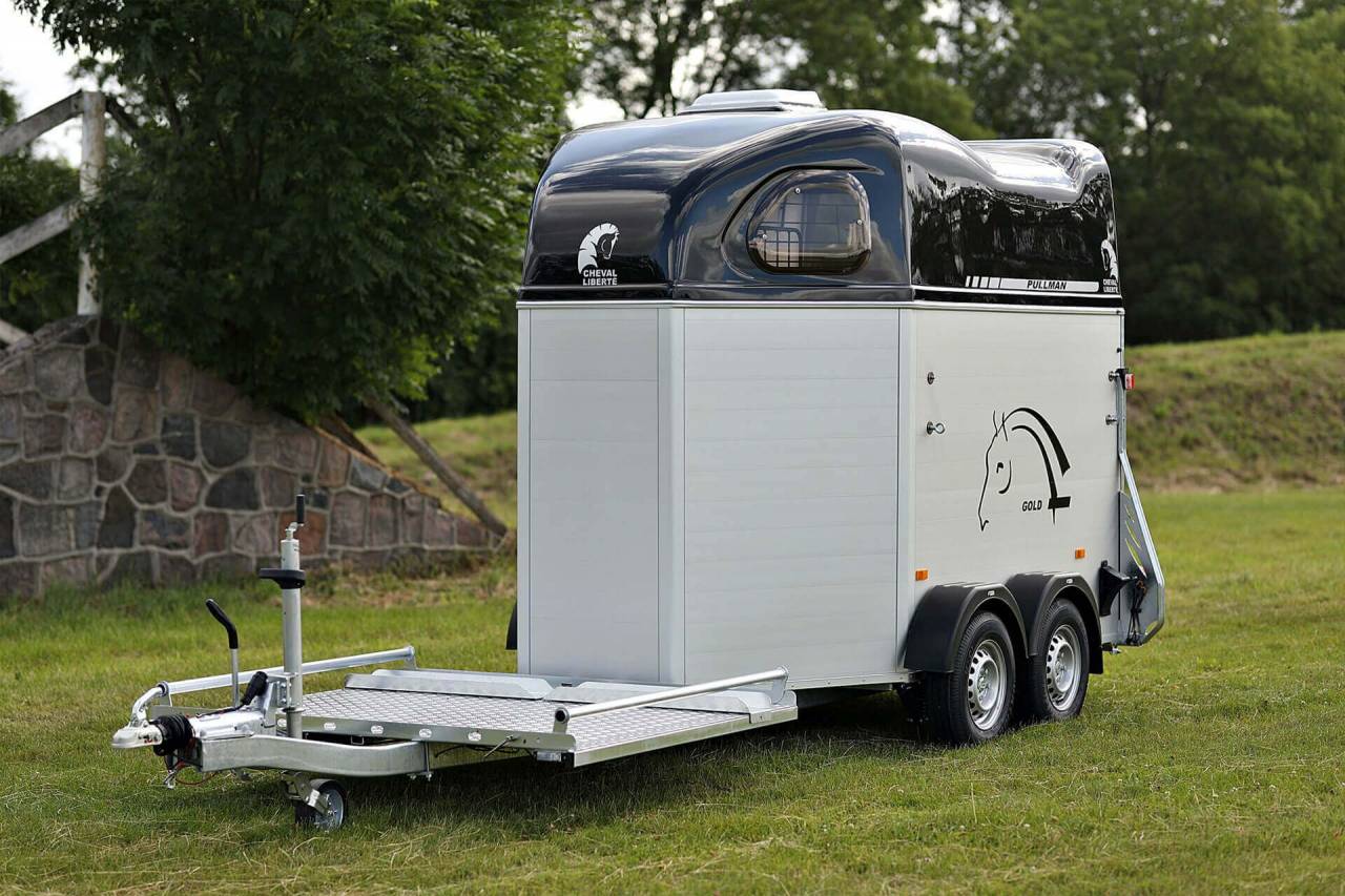 CHEVAL LIBERTE – HIPPOMOBILE