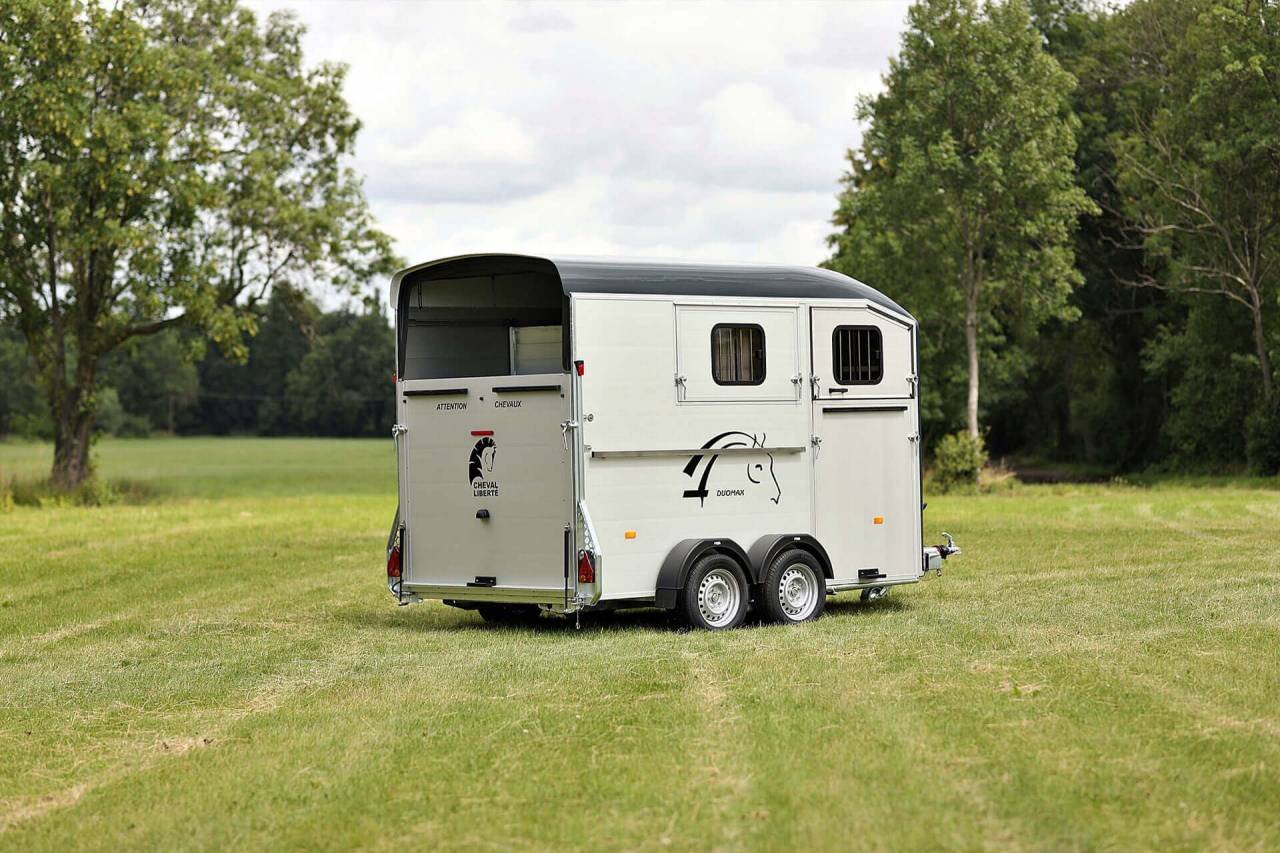 CHEVAL LIBERTE – DUOMAX DIAGONAL