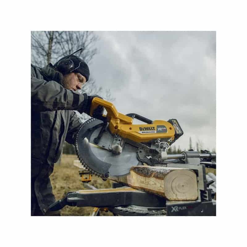 Scie à onglets radiale DEWALT 305mm 18/54V FLEXVOLT 6Ah – DHS780T2