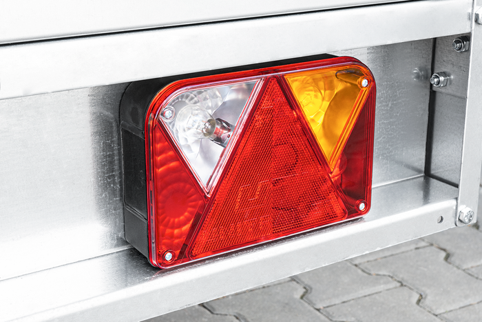 Remorque voiture simple essieu 264 x 150 EXPERT 2615 PTAC 500/750 kg